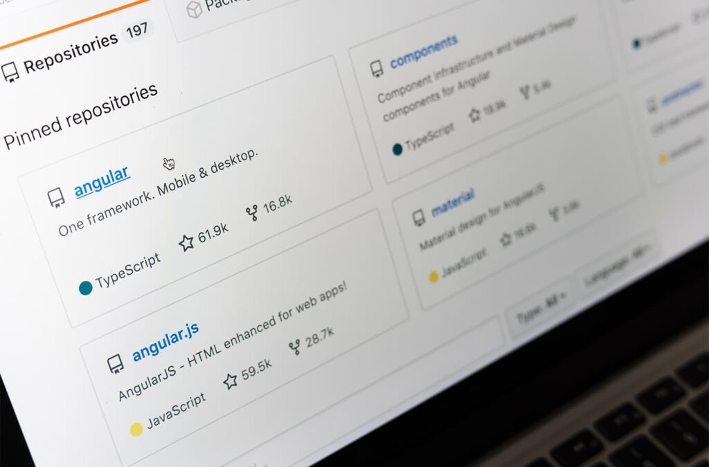 Mengenal AngularJS: Pengertian, Fitur, dan Komparasi dengan ReactJS pengertian angularjs