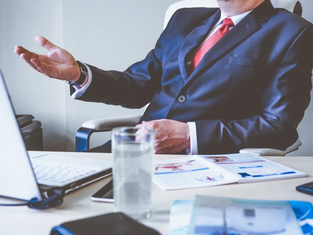Business Consultant: Pengertian, Tanggung Jawab, dan Gaji business consultant