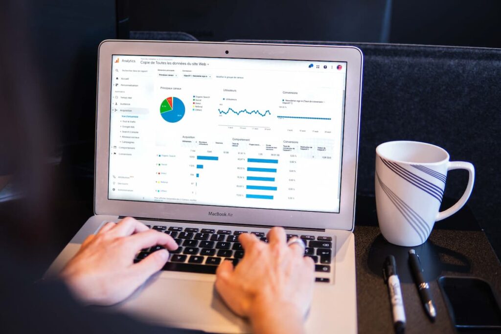 Bounce Rate: Pengertian, Penyebab, dan Cara Mengurangi gambar bounce rate