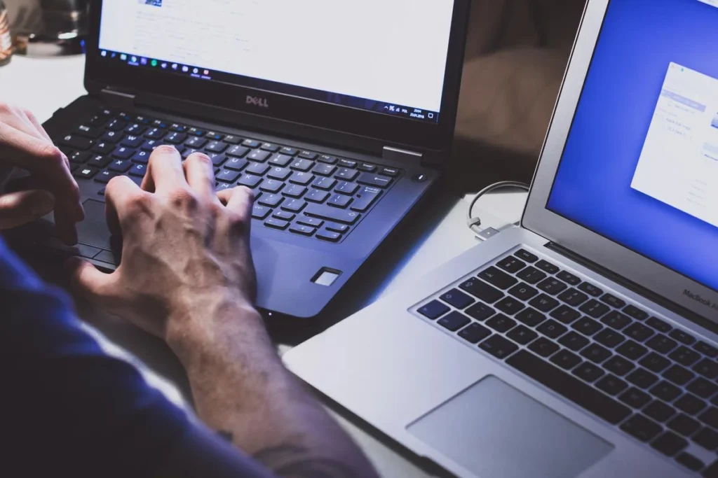 Brainware: Pengertian, Fungsi, Jenis, Komponen, dan Contoh ransomware