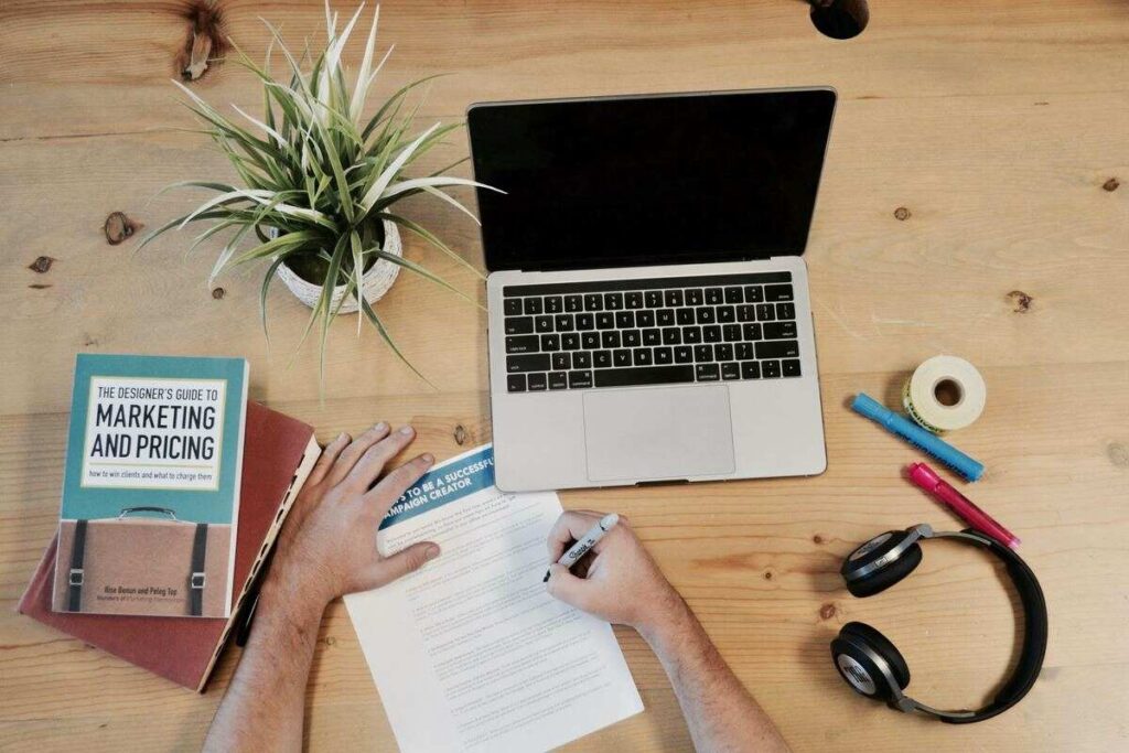 Apa itu Marketing Automation: Cara Kerja, Manfaat, & Contoh Strategi Marketing Automation
