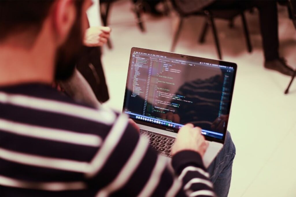 Nuxt JS: Pengertian, Cara Kerja, Kelebihan, Sampai Cara Menginstalnya ilustrasi nuxt js