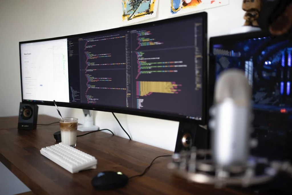 Pengertian PaaS Beserta Contoh dan Karakteristiknya PaaS: Pengertian, Contoh, dan Perbedaannya dengan SaaS dan IaaS