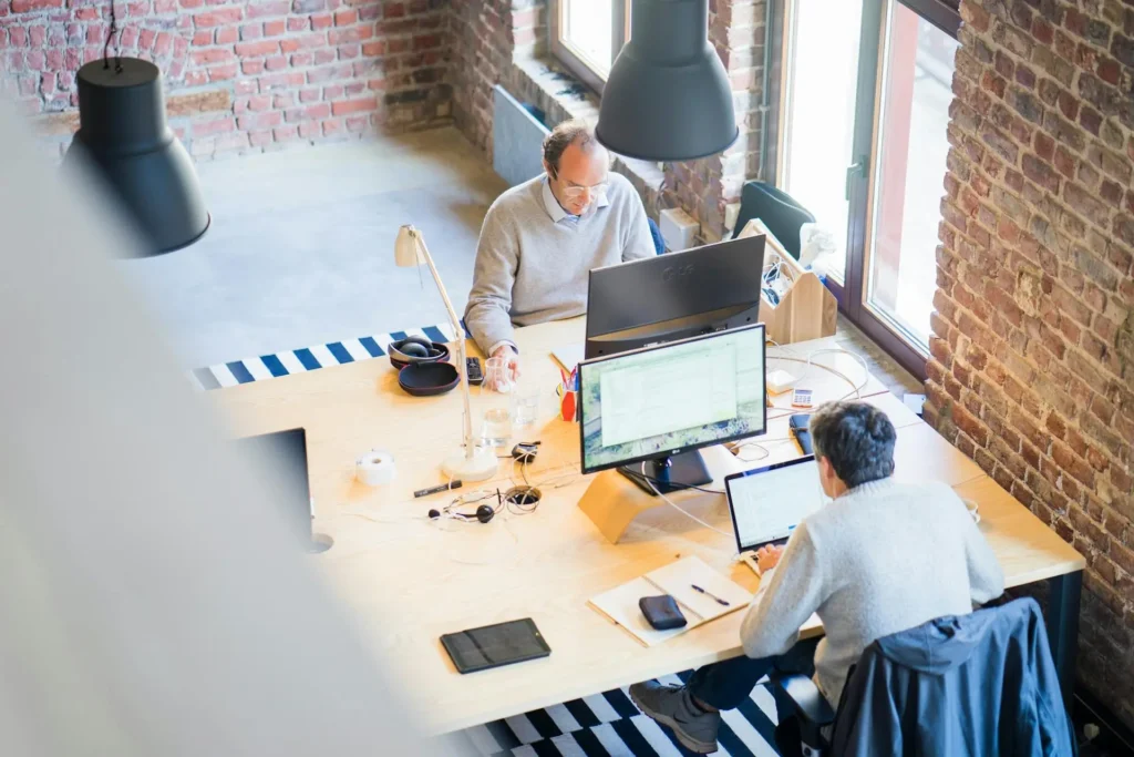 Deployment Aplikasi: Apa itu, Manfaat dan Apa Saja Jenis Strateginya? Deployment Aplikasi