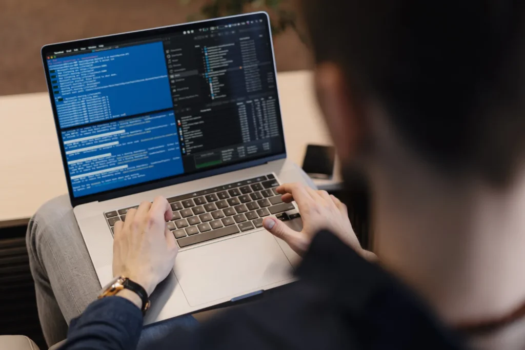 Remote Desktop Protocol: Pengertian, Fungsi, dan Cara Konfigurasi contoh penggunaan Remote Desktop Protocol