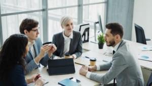 Perusahaan Bertahan di Era Digital